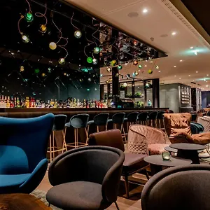 motel-one-stuttgart-hauptbahnhof-70174.stuttgart-hotel.com/