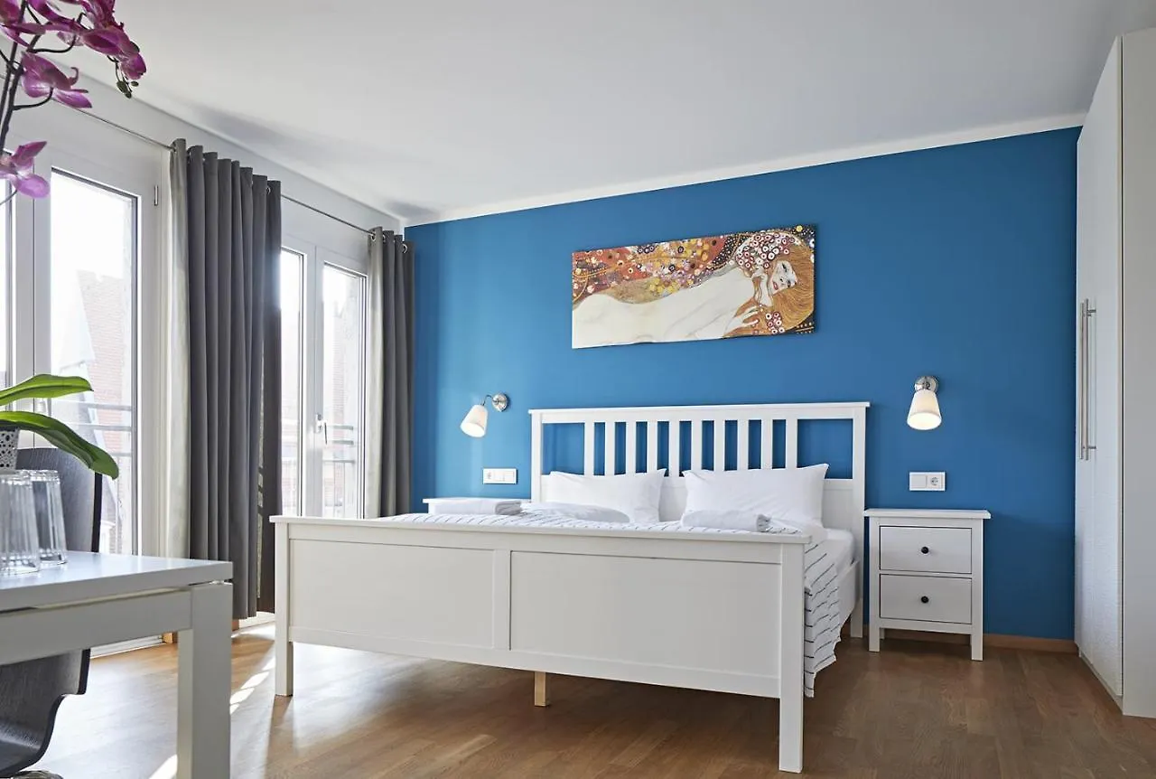 NonStop Hotel Augsburg - Übernacht - HostelHotelHome - Deutschland